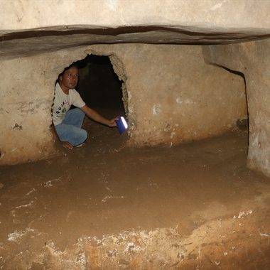 Aigeai Antik Kenti'nde dikkat çeken keşif: Ortaya çıkan 10 mezarda hediyeler bulundu