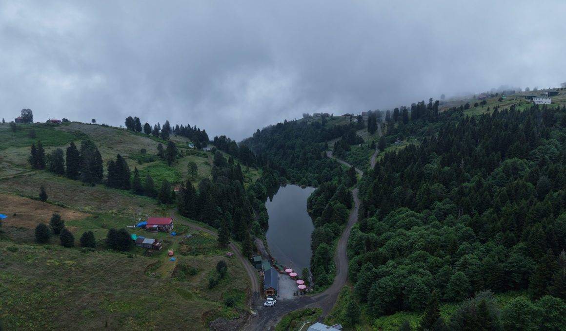 Trabzon'un bilinmeyen hazinesi! Turistlerin yeni favorisi Balıklıgöl oldu