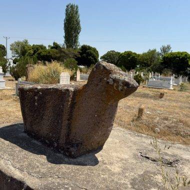 Yiğitliğin, cömertliğin ve kahramanlığın simgesi: Iğdır Koçbaşı Mezarlığı