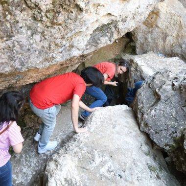 Yazın ortasında bile eksi 20 derece: Buzluk Mağarası ziyaretçileri şaşırtıyor