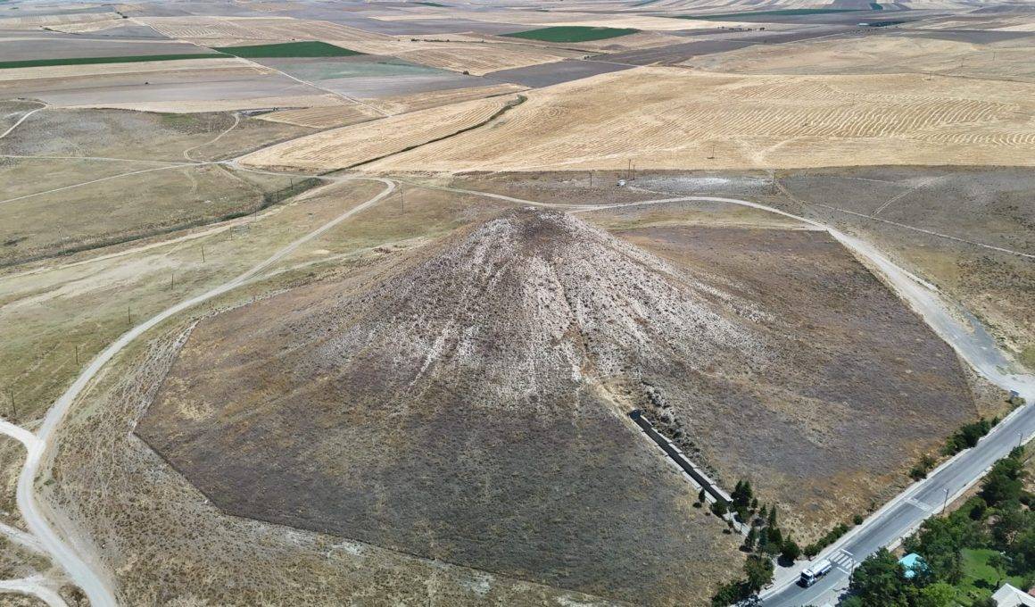 3 bin 200 yıllık ahşap mezar bulunmuştu! Dünyadaki tek örnek Ankara'da