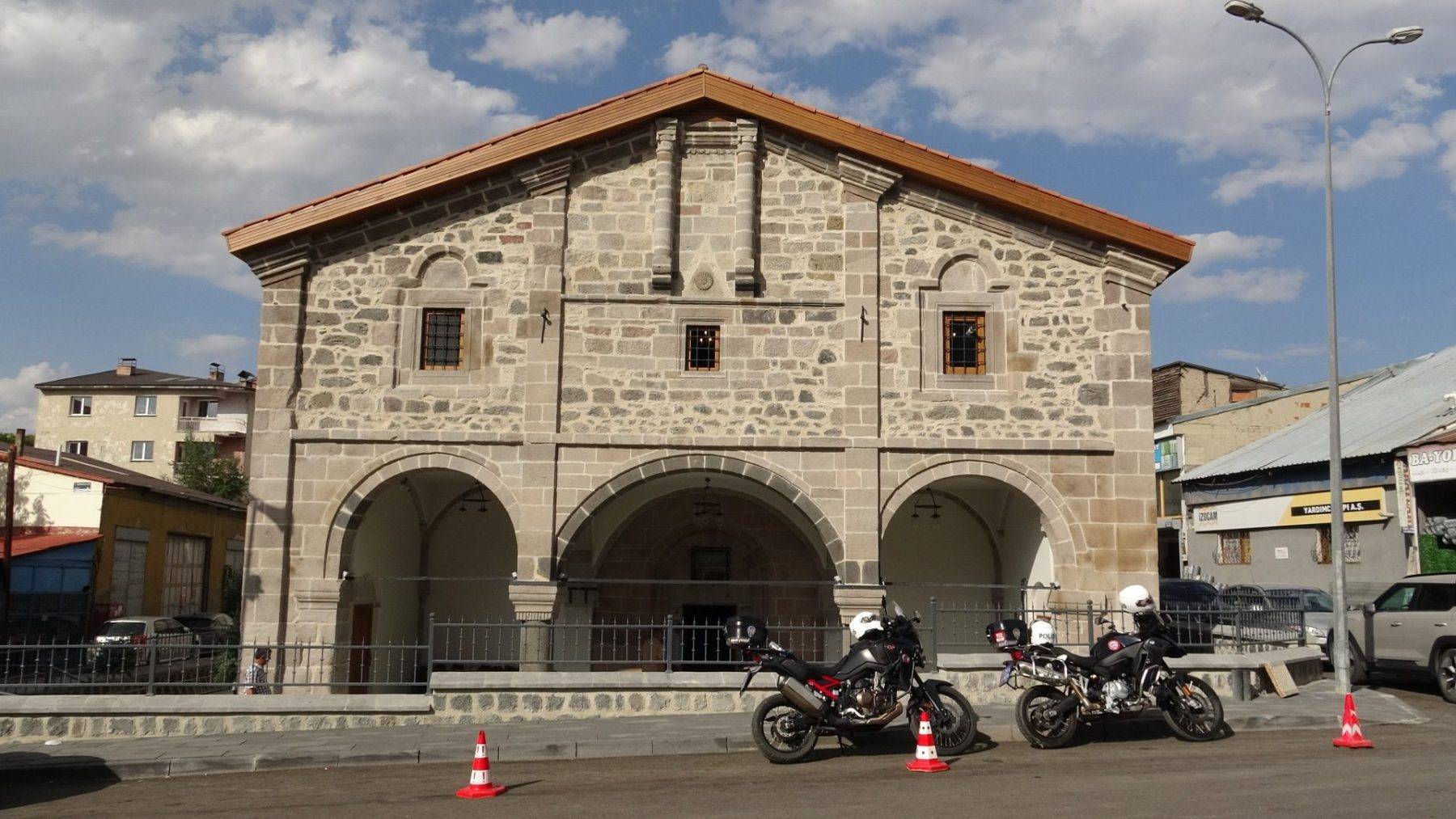 Erzurum'un Ayasofyası'nda ortaya çıkarıldı! Fetih Camii'nde dikkat çeken fresk