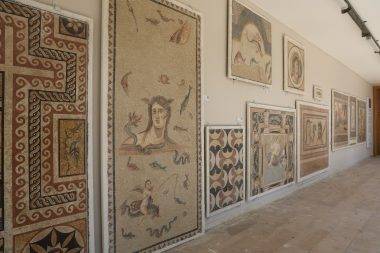 Antakya'nın dağılmış mirası replika eserlerle sanat tutkunlarına tanıtıldı