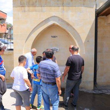 Kahramanmaraş'ta cami avlusundaki şifalı suya yoğun ilgi: Tek bir kuralı var!