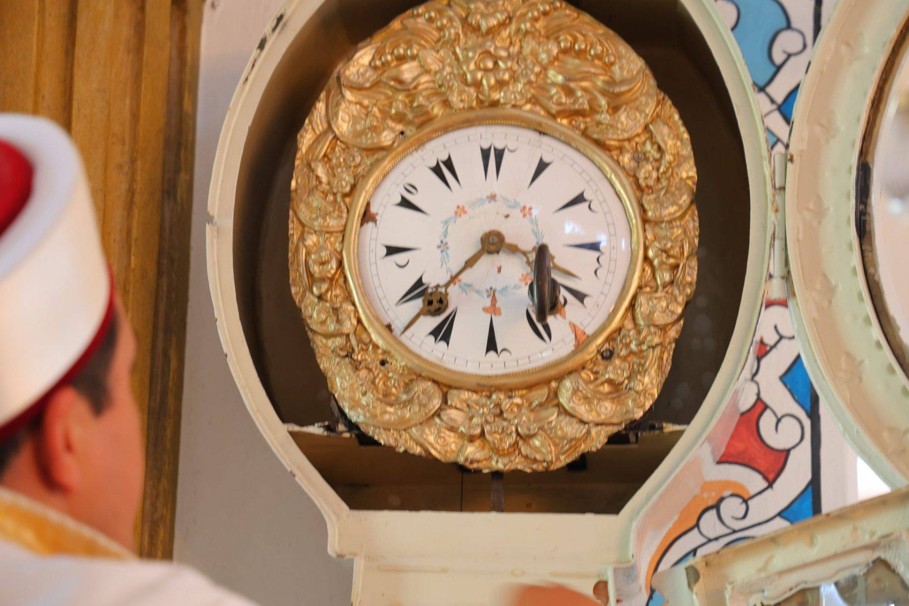 Benzerleri kayboldu! Beyazıtlı Camii’nin zamana meydan okuyan saati