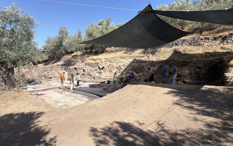 Balıkesir'deki Antandros Antik Kenti'nde 1600 yıllık kilise ortaya çıkartılıyor