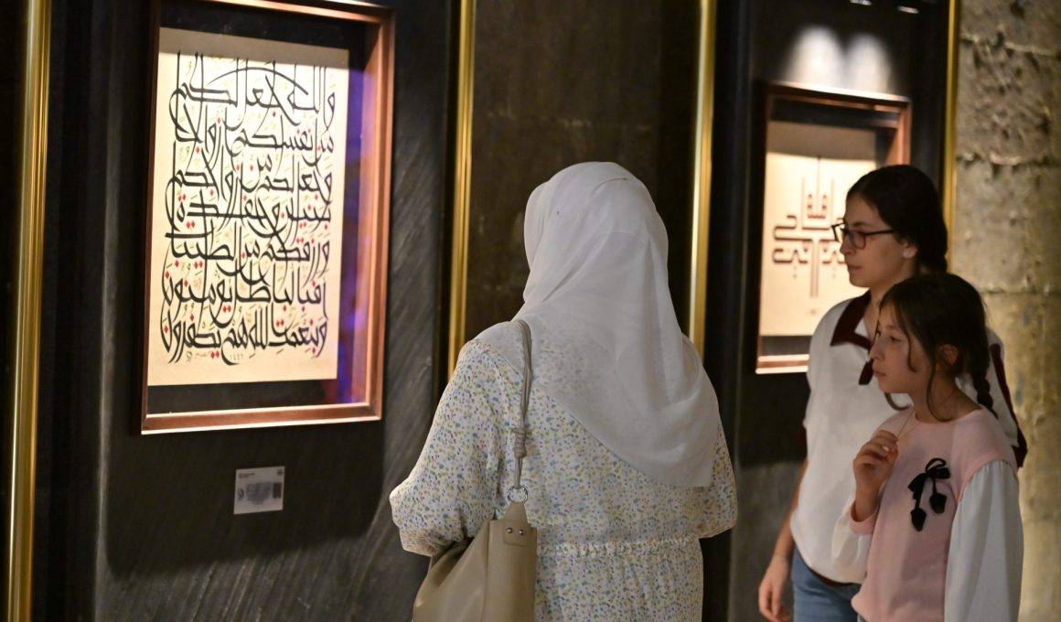 Sanatın her rengi bir arada: Erzurum Kültür Yolu Festivali ziyaretçileri ağırlıyor