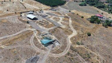 Tarlada fidan dikerken bulunmuştu: Elazığ'da hamam, kilise ve çocuk mezarı ortaya çıkarıldı
