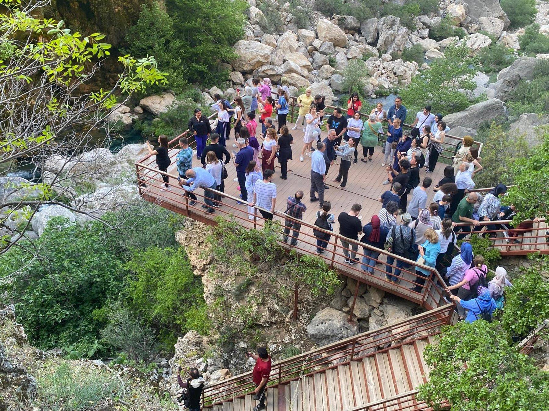 Mersin'in 110 milyon yıllık doğa harikası: Mut Yerköprü Şelalesi