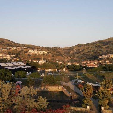 Türkiye'nin en büyük adası Gökçeada'ya ilgi arttı, turizmcinin yüzü güldü