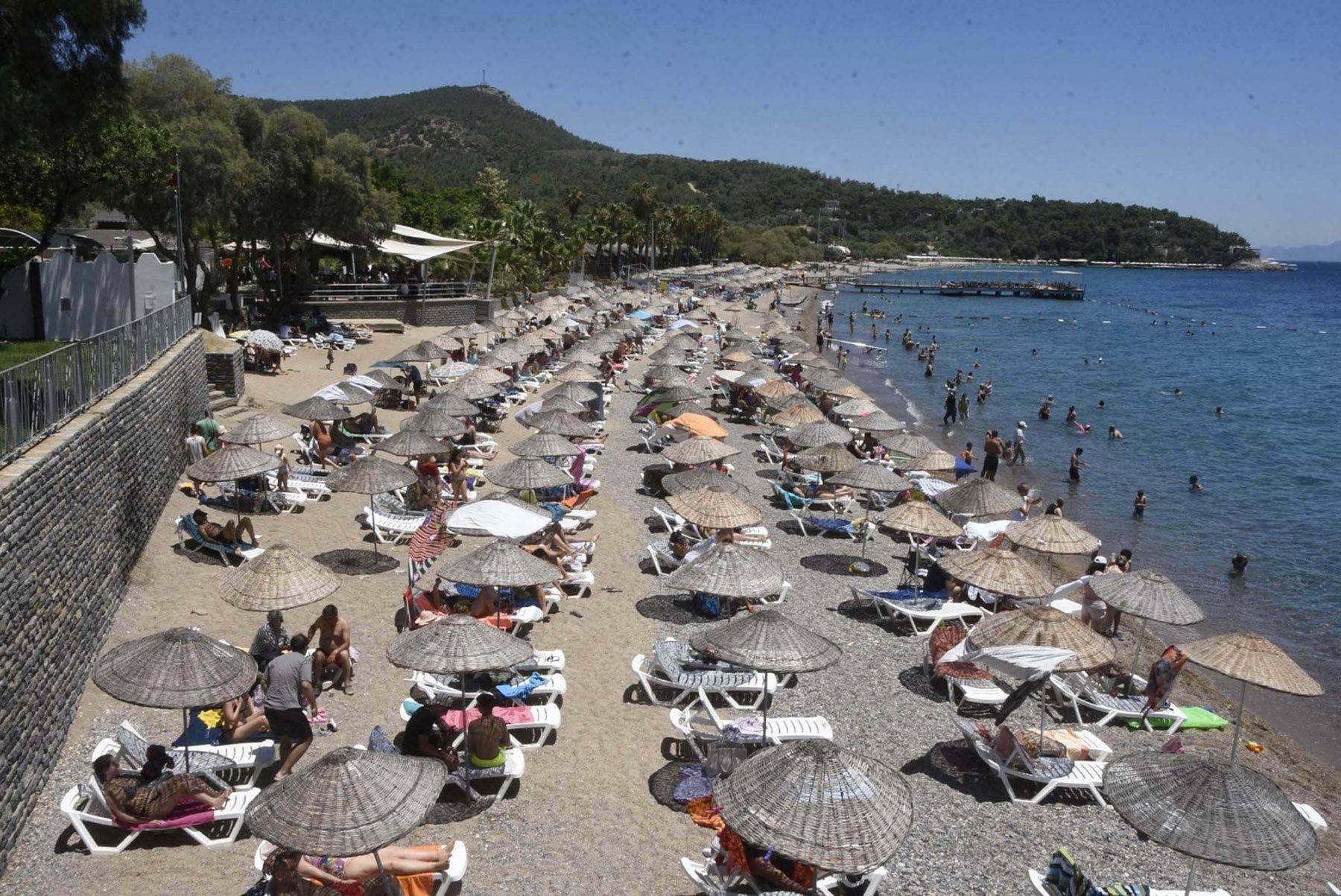 Yabancı turist akın etti: Türkiye'nin turizm merkezlerinden Bodrum'a yoğun ilgi!