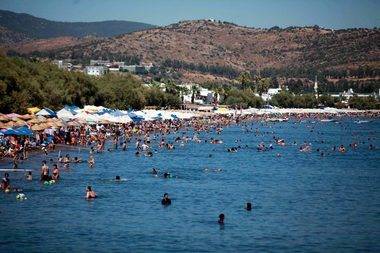 Yabancı turist akın etti: Türkiye'nin turizm merkezlerinden Bodrum'a yoğun ilgi!