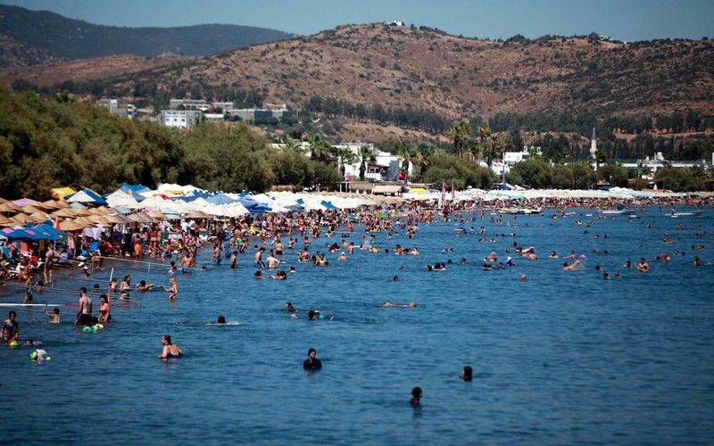 Yabancı turist akın etti: Türkiye'nin turizm merkezlerinden Bodrum'a yoğun ilgi!