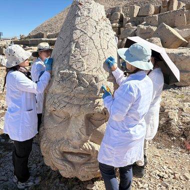 Nemrut Dağı'nın dev heykellerine nanoteknolojik koruma kalkanı