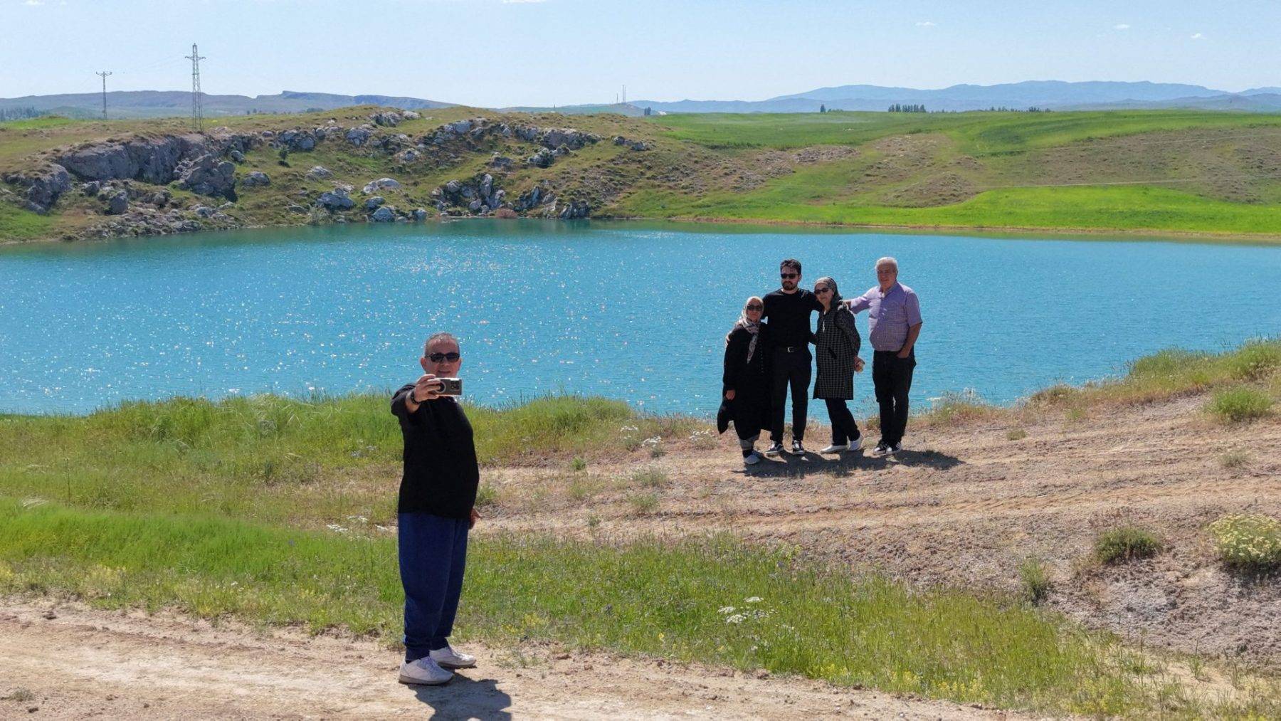 Rengi yeşilden turkuaza dönüyor: Sivas'ın ünlü gölleri ziyaretçilerin favorisi