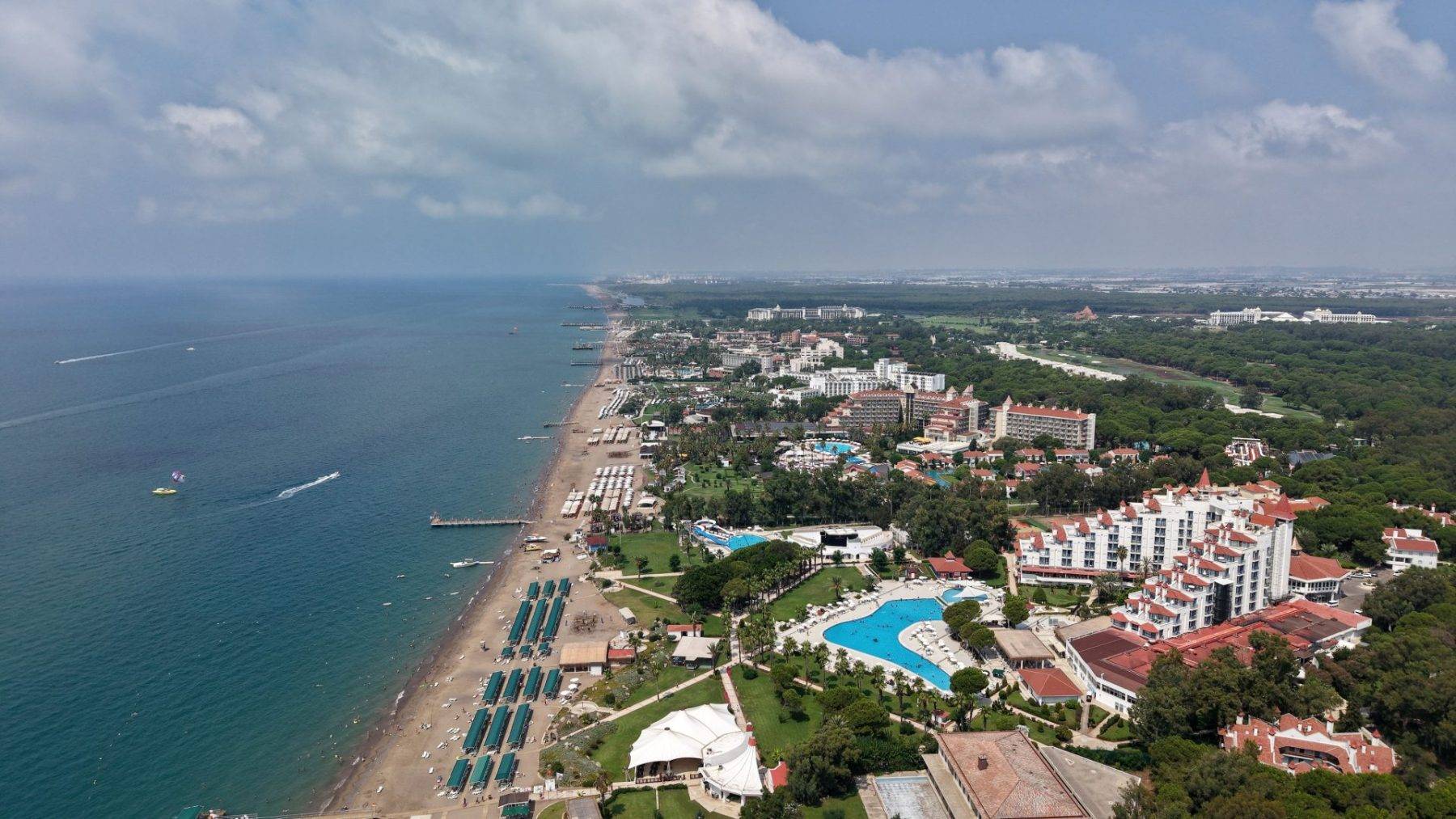 Antalya'da yılın rekoru kırıldı: Turizm sektörü ağustos ayına hızlı başladı