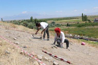 Eğriköy Höyük Kazı Alanı'nda çalışmalar başladı: “Ülkemizin tarihini bambaşka bir yere çevirecek”