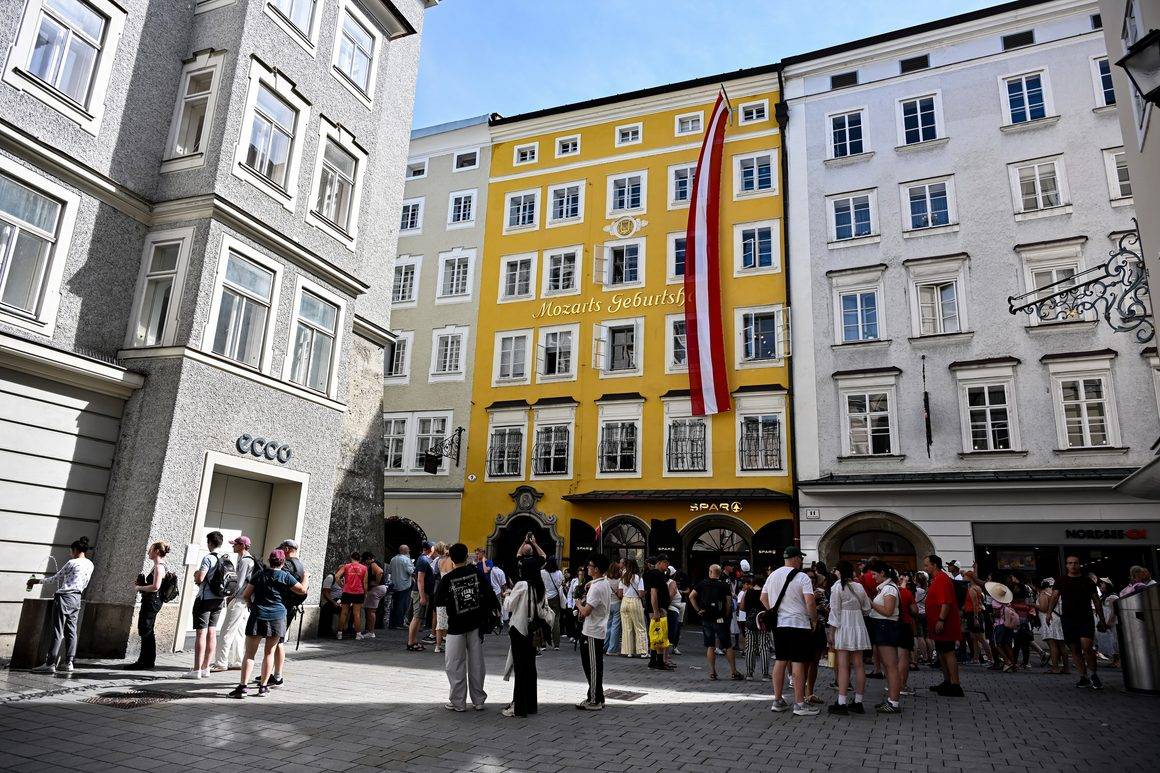 Alplerin eteğinde tarih, müzik ve aşkın buluştuğu şehir: Salzburg