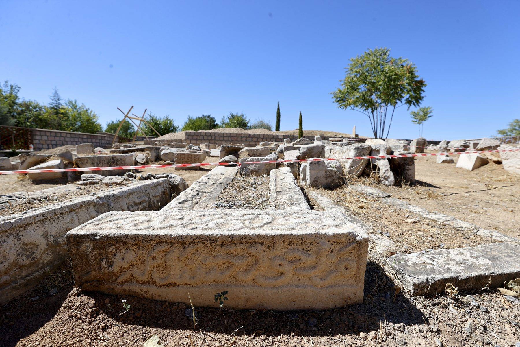 Malatya'da 112 dönümlük Selçuklu Dönemi mezarlığı turizme kazandırılıyor