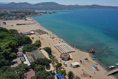 Yaz sezonun favorilerinden Edremit Körfezi'nde turizm kasıma uzuyor