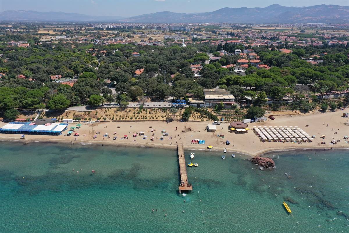 Yaz sezonun favorilerinden Edremit Körfezi'nde turizm kasıma uzuyor