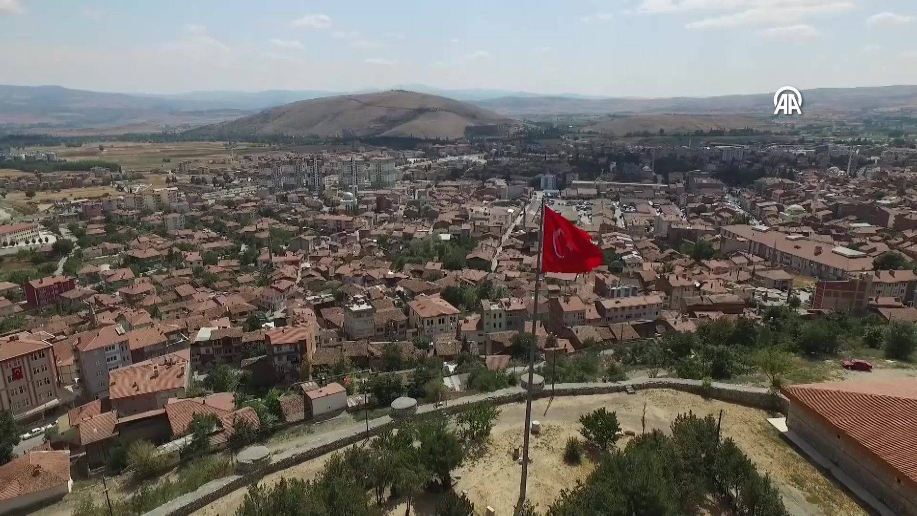 Sezar'ın dünyaca ünlü sözünü söylediği Zile Kalesi, ziyaretçileri ağırlıyor