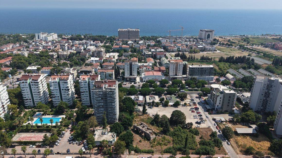 Antalya'nın gözler önünde saklı 1700 yıllık mirası asırlara meydan okuyor