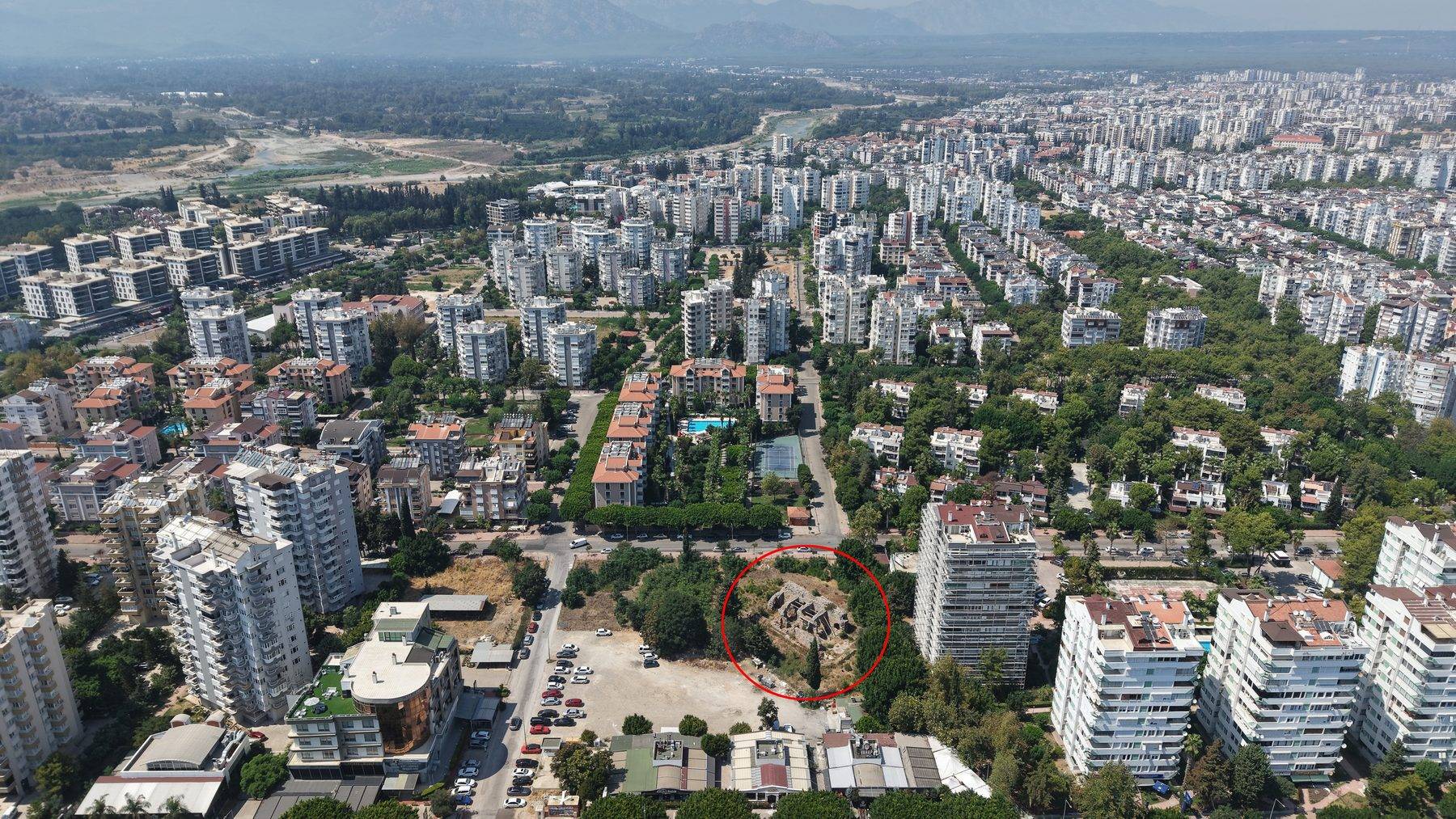 Antalya'nın gözler önünde saklı 1700 yıllık mirası asırlara meydan okuyor
