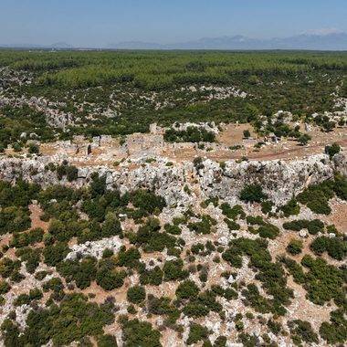 Antalya'nın 2 bin yıllık zeytinyağı fabrikası: Elde edilen gelirle ne yaptıkları ortaya çıktı