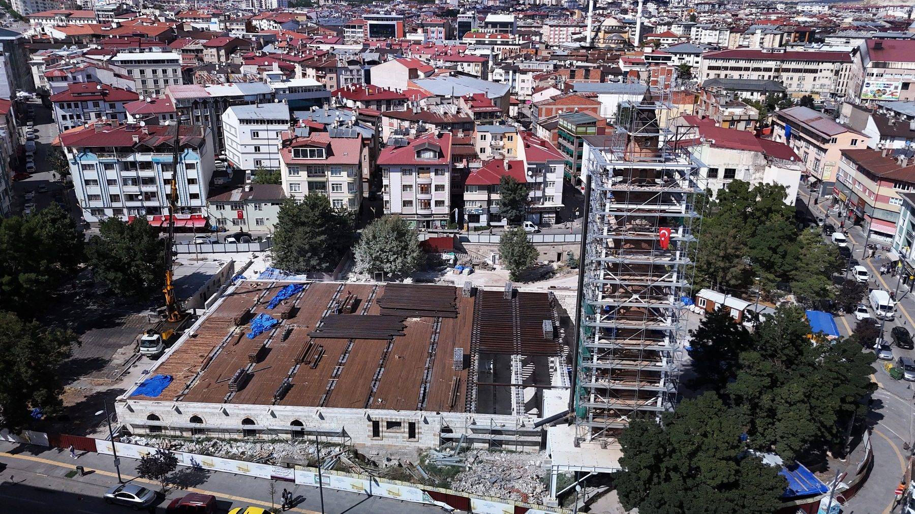Sivas'ta eğik minareli camide bulunan çanakların sırrı çözüldü
