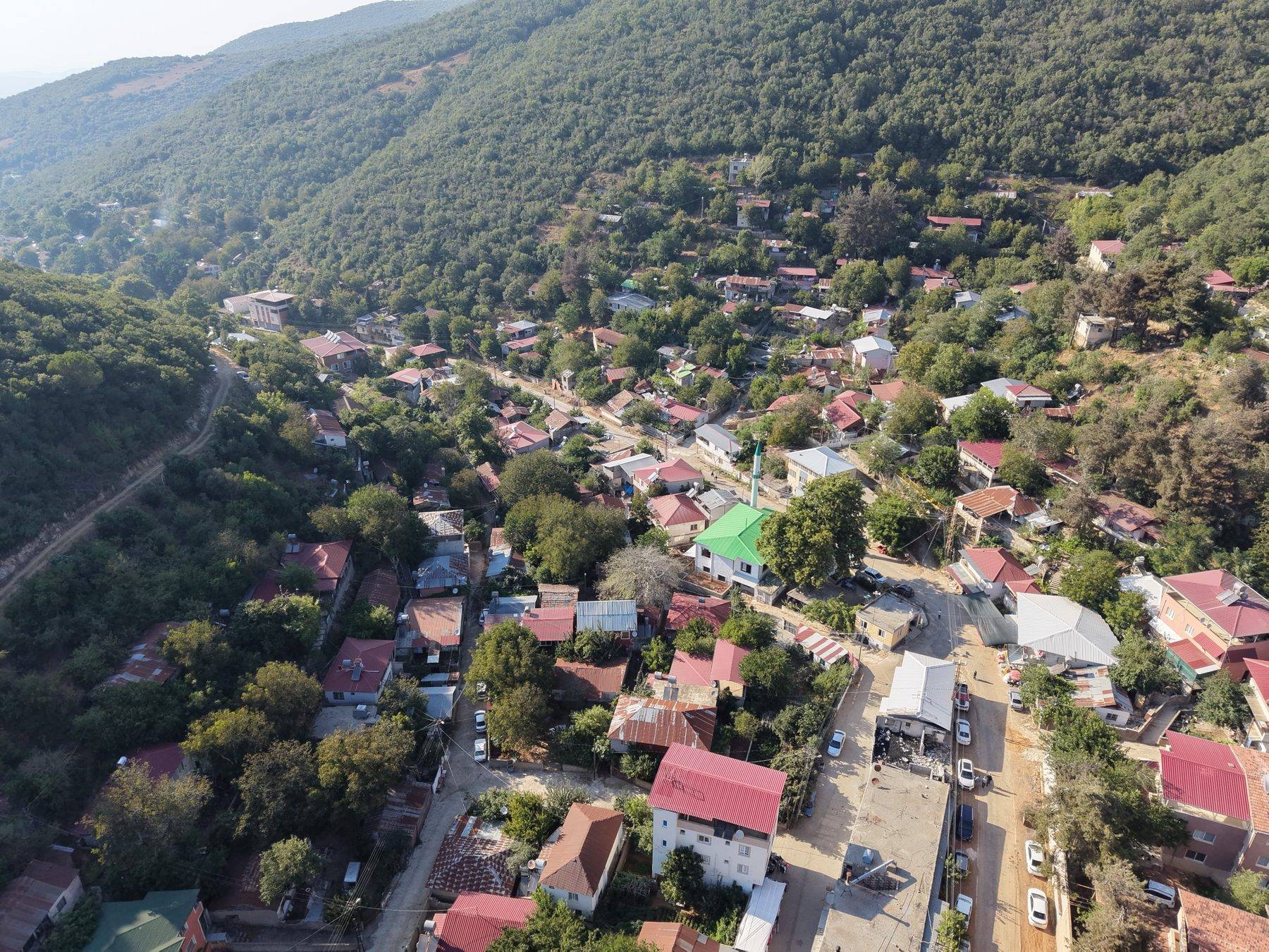Şifalı havası 'Oh be' dedirtiyor: Sıcaklardan bunalan Almanpınarı Yaylası'na kaçıyor