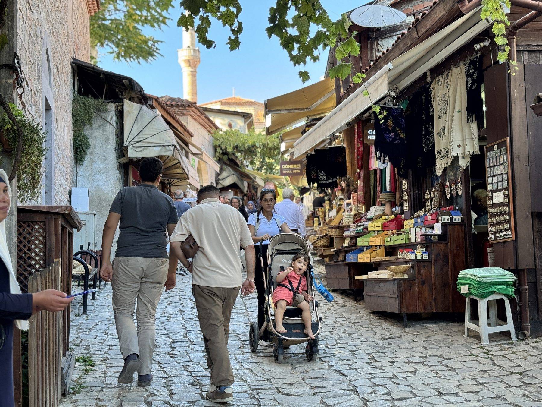 UNESCO şehri Safranbolu'da hafta sonu yoğunluğu: Tarihi çarşı doldu taştı