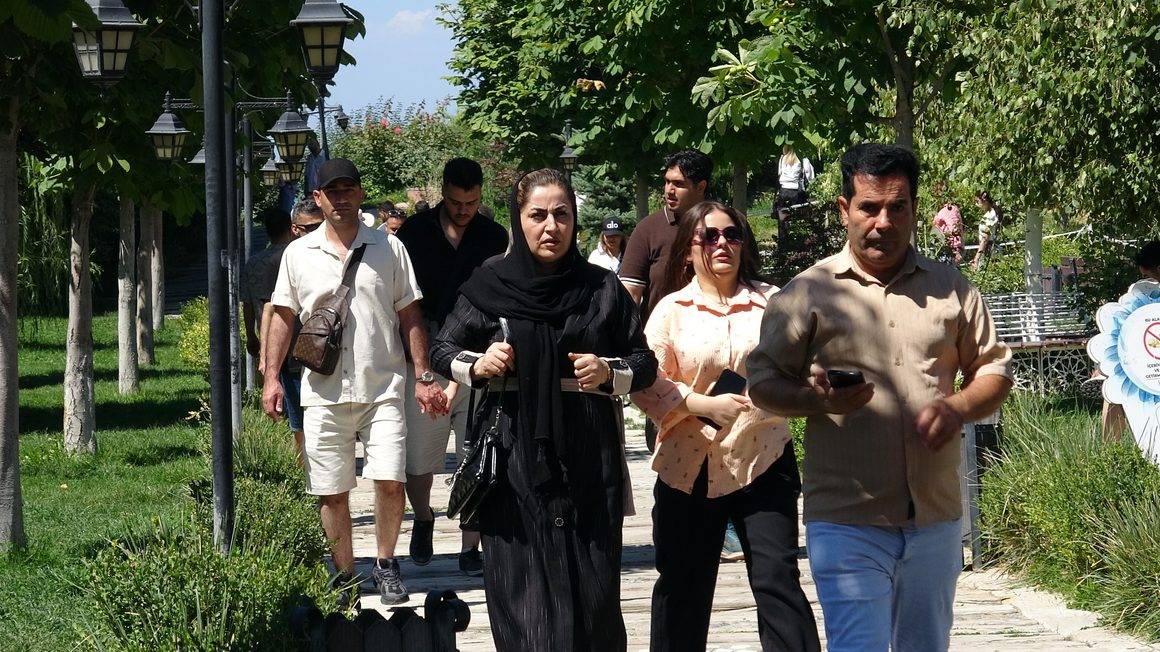 Savaş onları durdurmadı: İranlı turistlerin tercihi yine Van oldu
