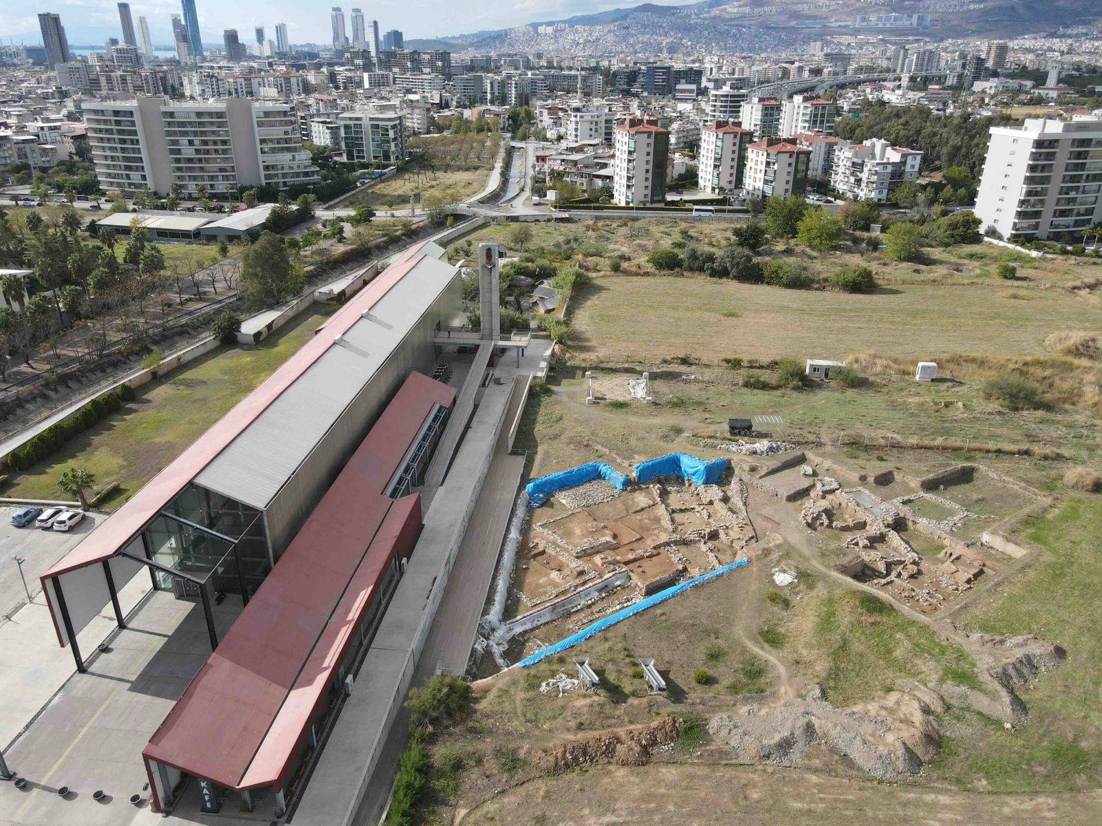 8 bin yıllık sürme kaleminden en sevdikleri balığa: İlk İzmirlilerin yaşamı ortaya çıkıyor