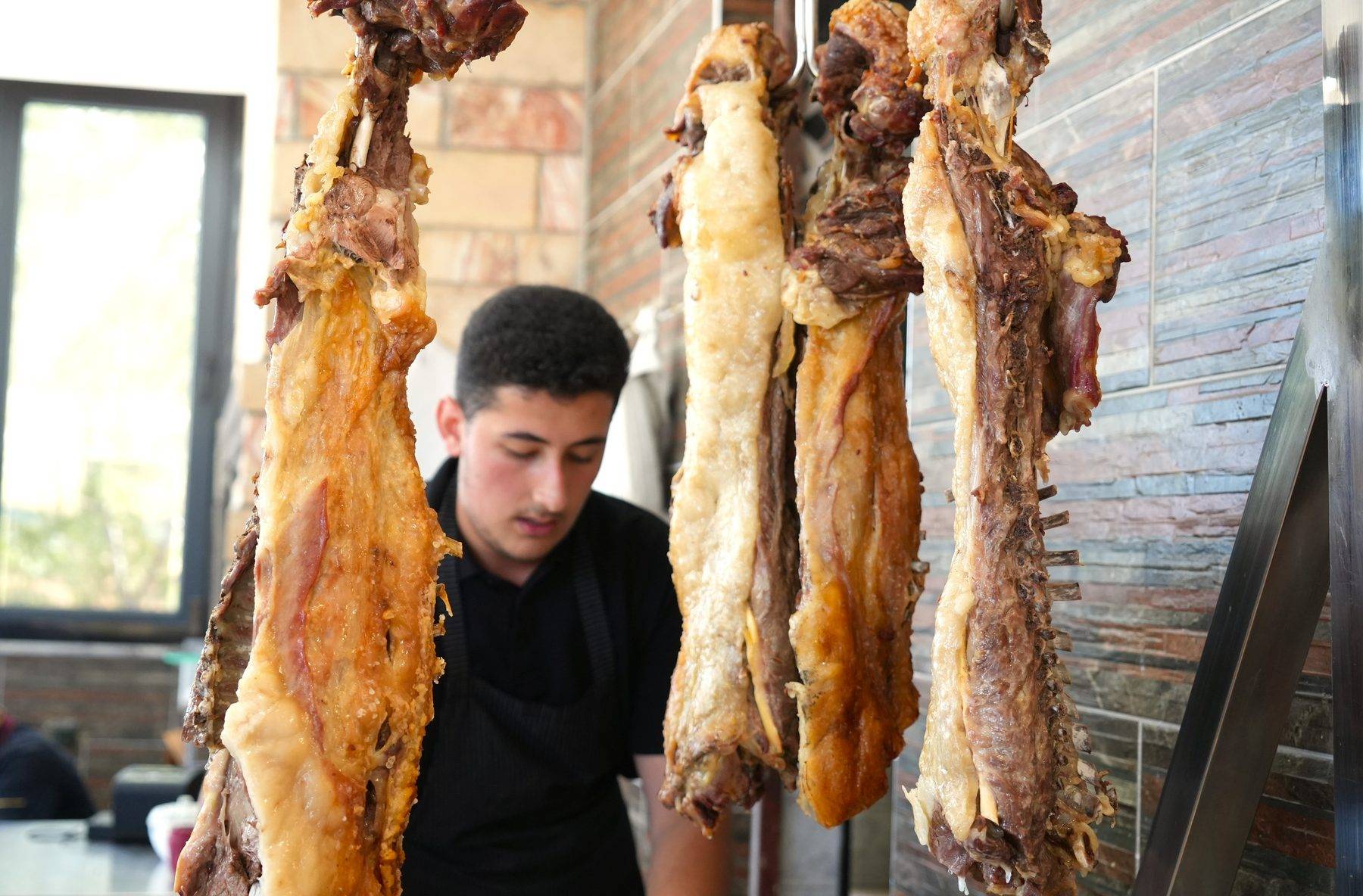 Ustası lezzet sırrını paylaştı! Muş'un asırlardır sofraları süsleyen tadı: Büryan