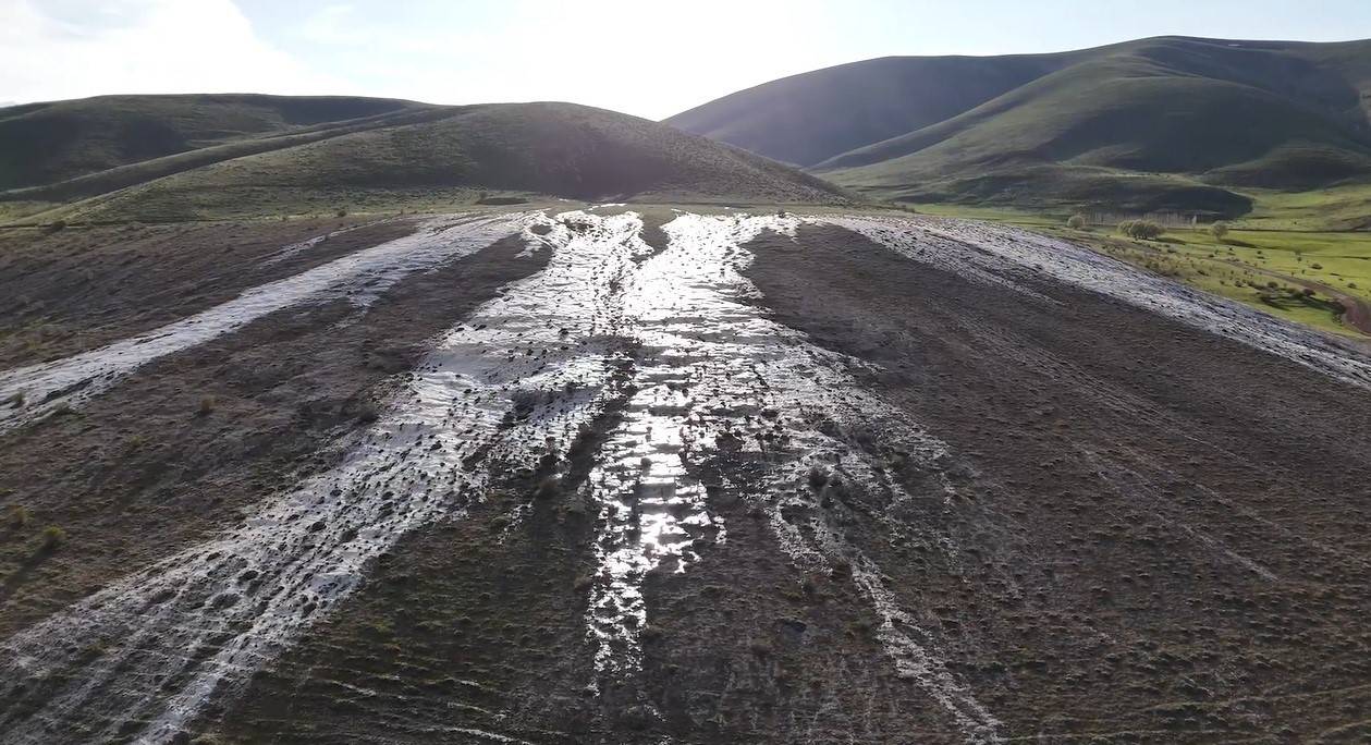 Erzincan'ın bilinmeyen travertenleri: Ağ Nene Tepesi hikayesi ile dikkat çekiyor