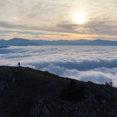 Artvin'de bulutların üzerine yolculuk: Saçinka Dağı'nda gün batımı göz kamaştırdı