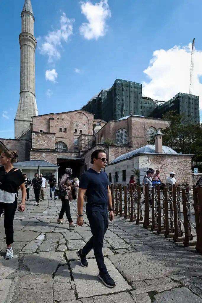 İstanbul'un Kralı deniyordu: Formula 1 pilotu Felipe Massa turist oldu, Tarihi Yarımada'yı gezdi