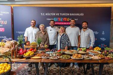 Zeytinyağlıları unutamadılar: Michelin yıldızlı şefler favori Çanakkale lezzetlerini paylaştı