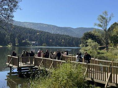 Bolu'nun incisi Gölcük Tabiat Parkı hafta sonu doldu taştı