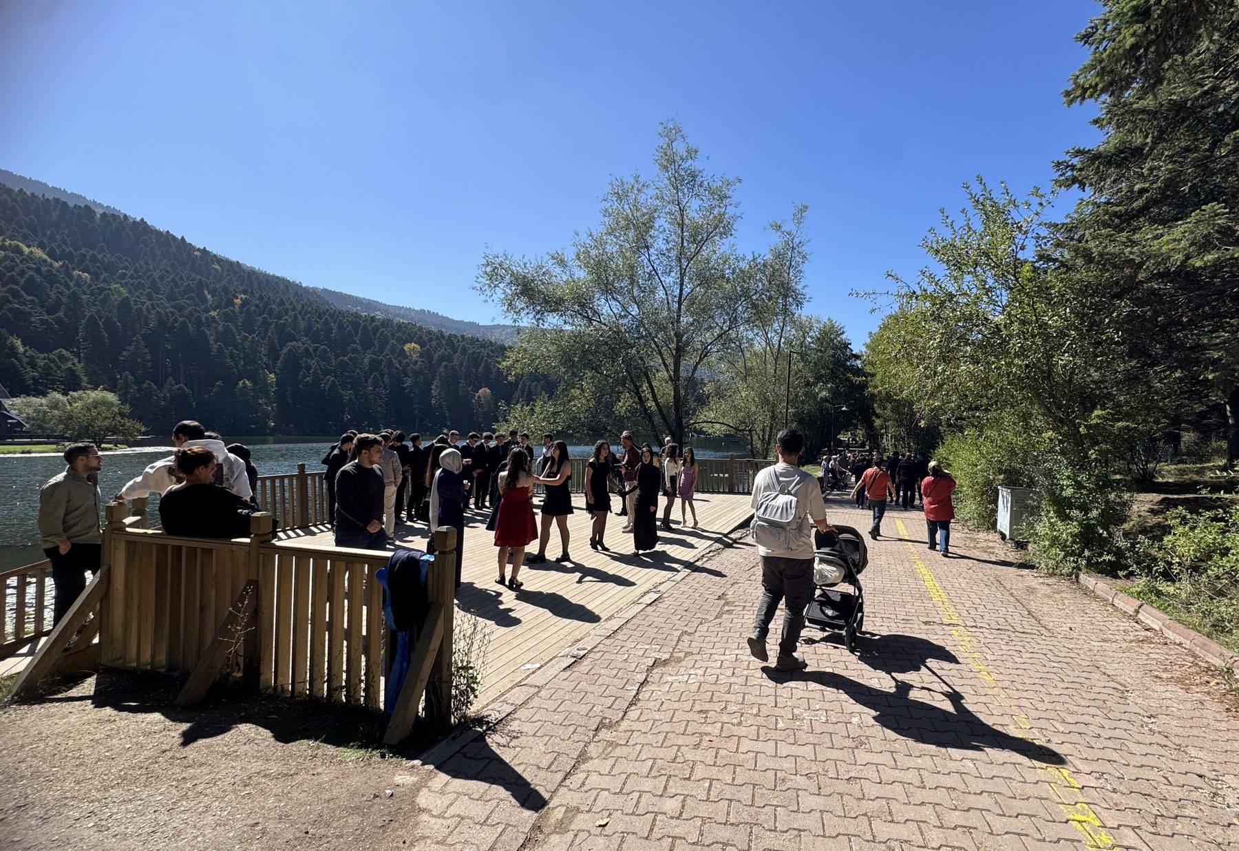 Bolu'nun incisi Gölcük Tabiat Parkı hafta sonu doldu taştı