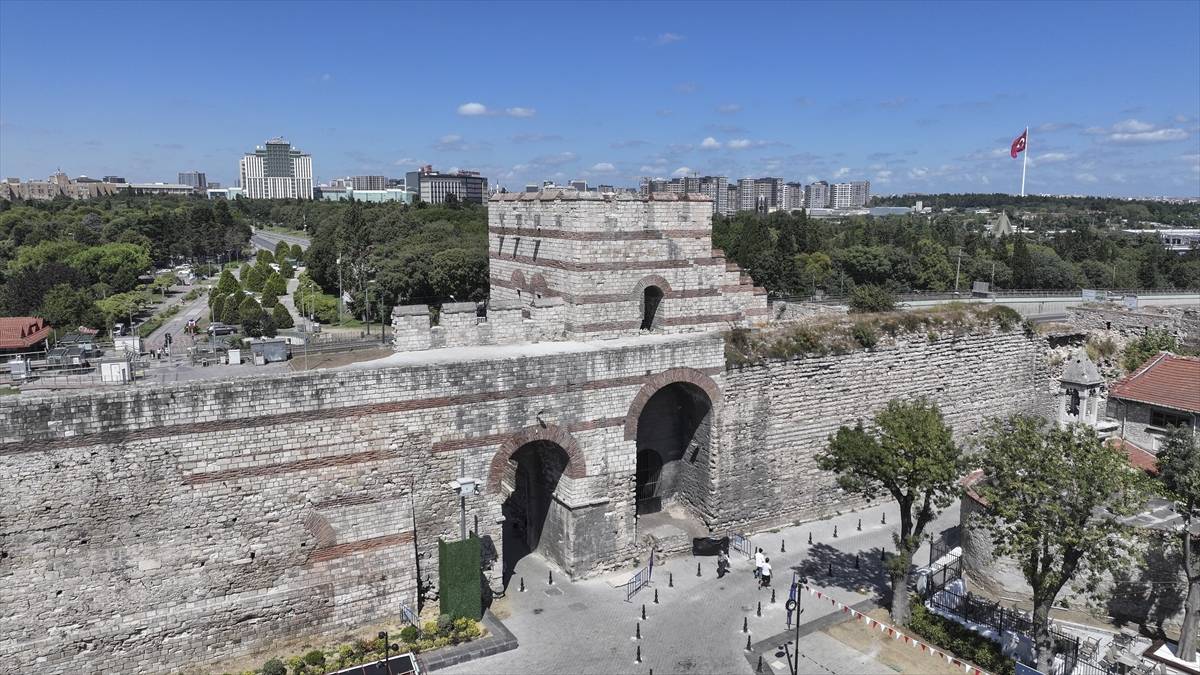 Şahi toplarının dövdüğü, İstanbul'un fethinin en yakın şahidi: Topkapı