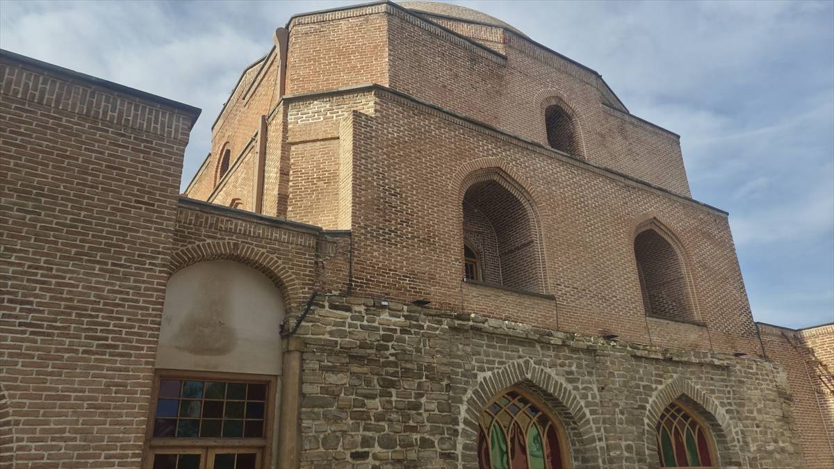 Batı Azerbaycan'da bir Selçuklu mirası: Ulu Camii