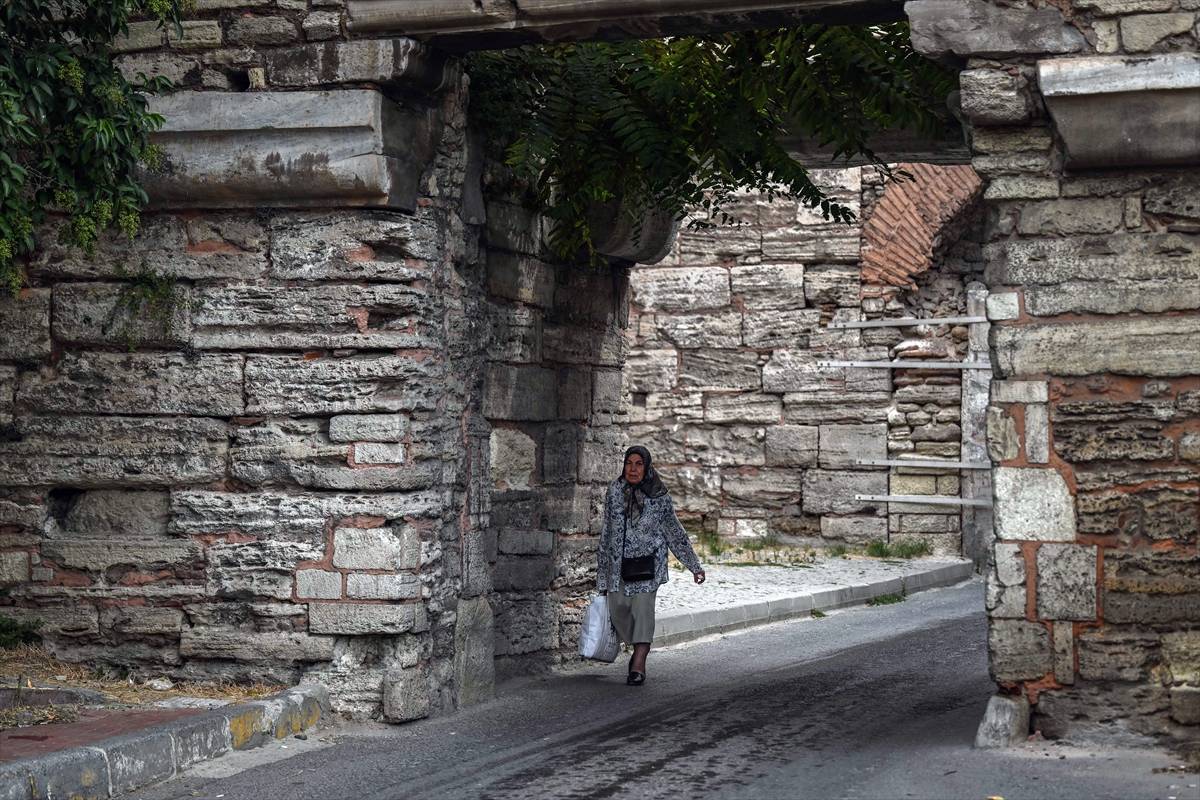 Osmanlı döneminde surlara asıldı, neden orada olduğunu bilen az: Bozdoğan Gürzü
