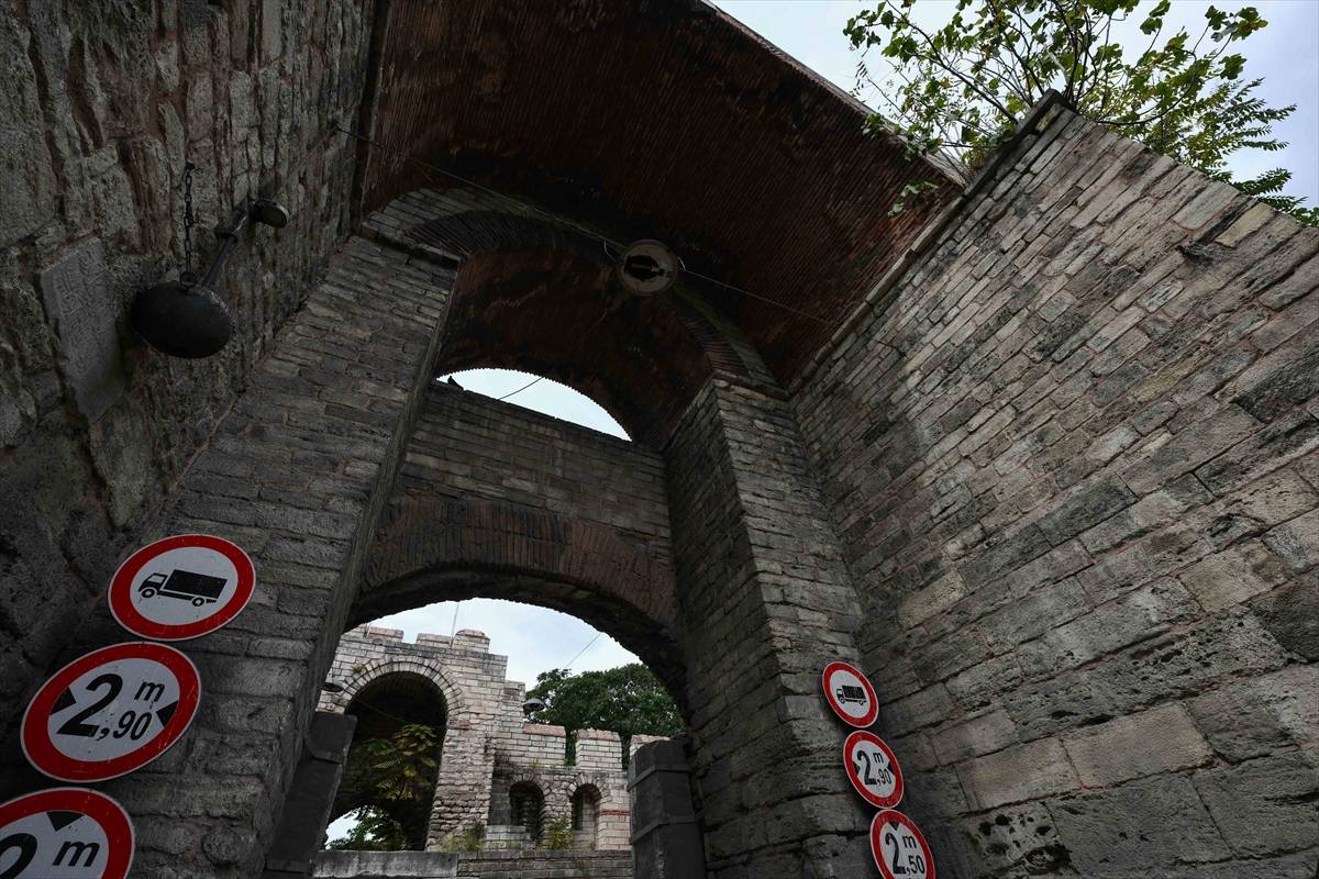Osmanlı döneminde surlara asıldı, neden orada olduğunu bilen az: Bozdoğan Gürzü