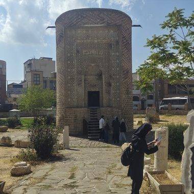 İran'daki Türk mirasının önemli eserlerinden biri: Üç Kümbet
