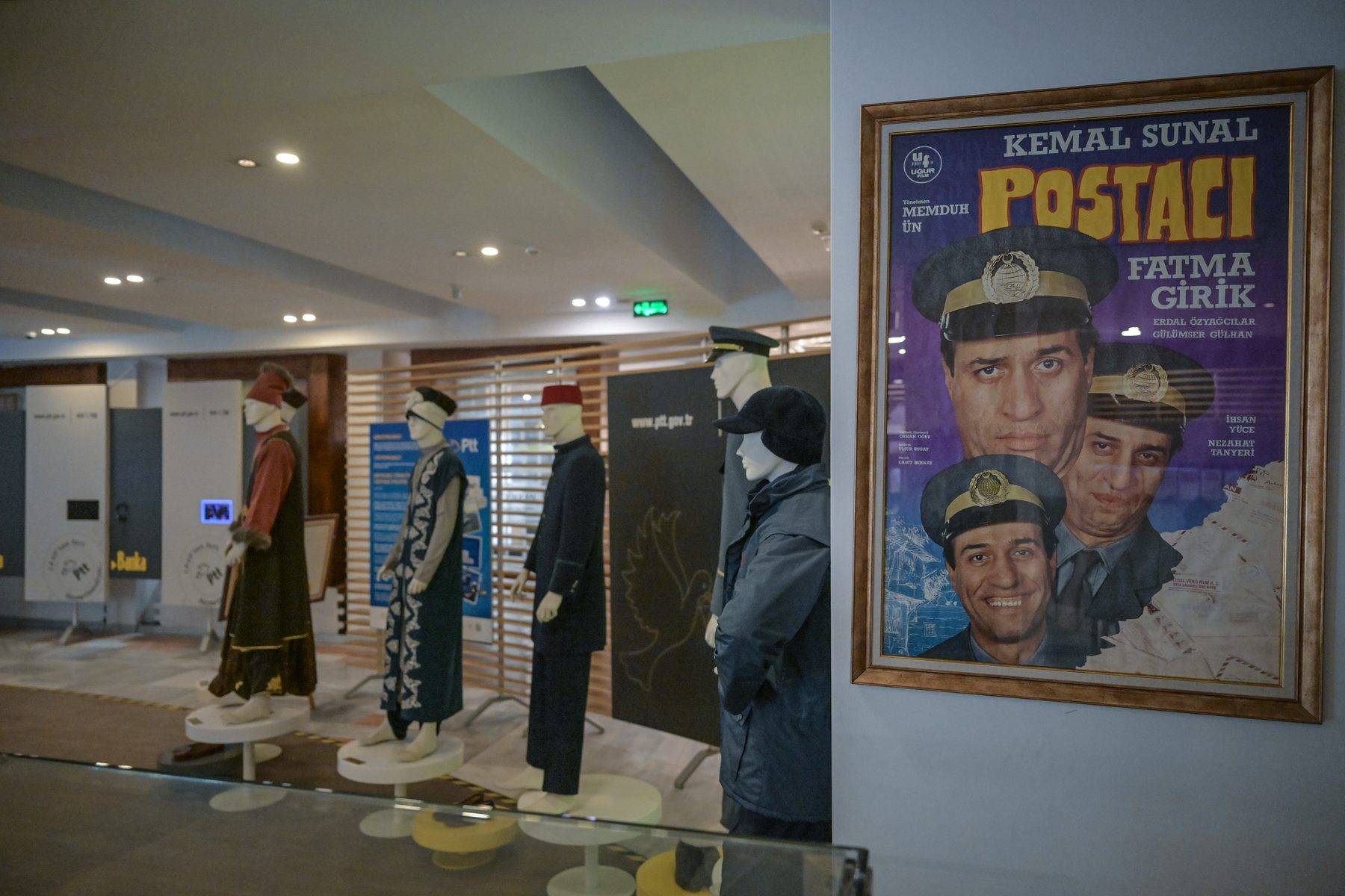 PTT Pul Müzesi ziyaretçilerini tarihte nostaljik bir yolculuğa çıkarıyor