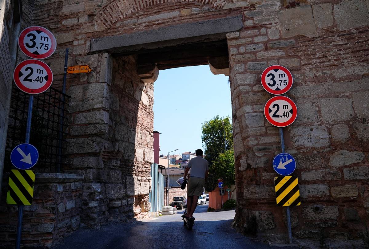 İstanbul'da sahabe kabirlerine komşu Eğrikapı'nın bilinmeyen hikayesi