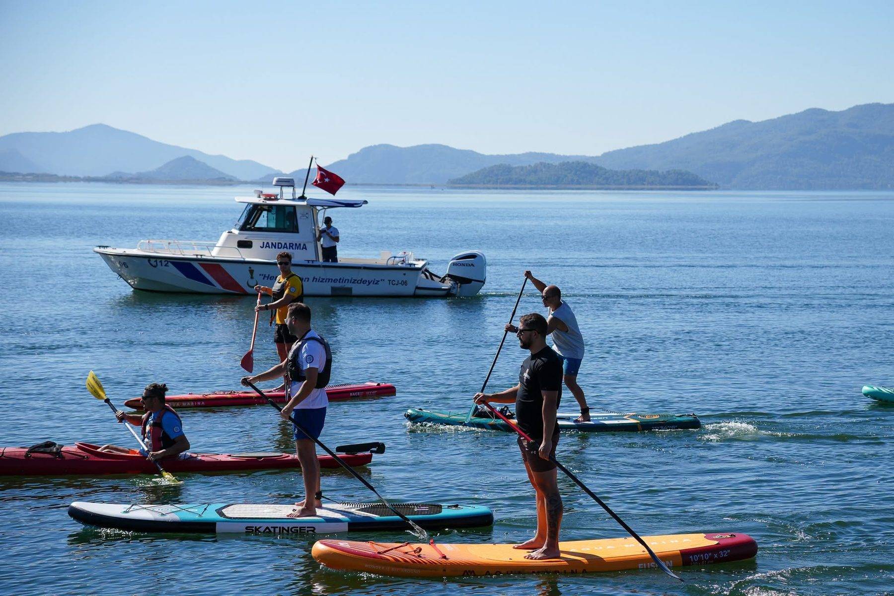 Doğa tutkunları Köyceğiz'in doğal güzelliklerini Paddle Fest ile keşfetti