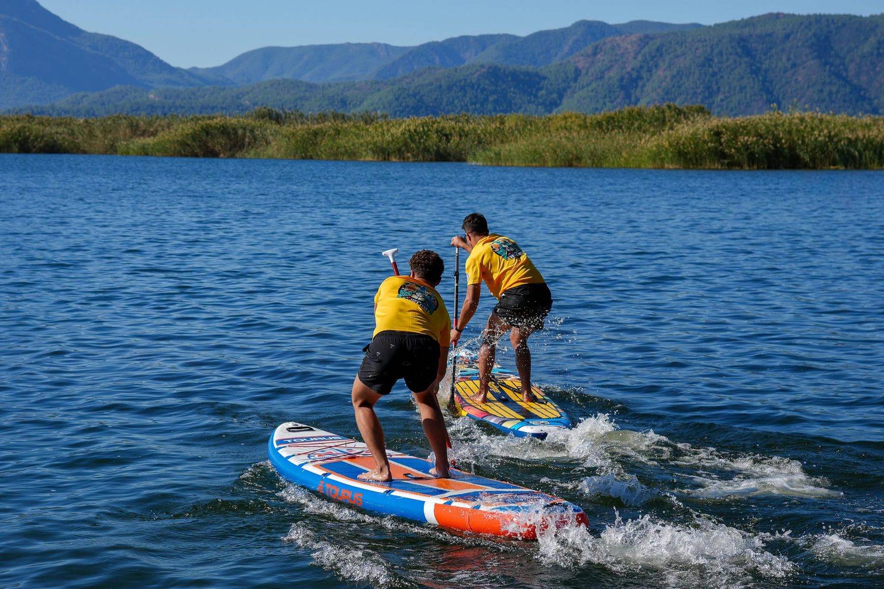 Doğa tutkunları Köyceğiz'in doğal güzelliklerini Paddle Fest ile keşfetti
